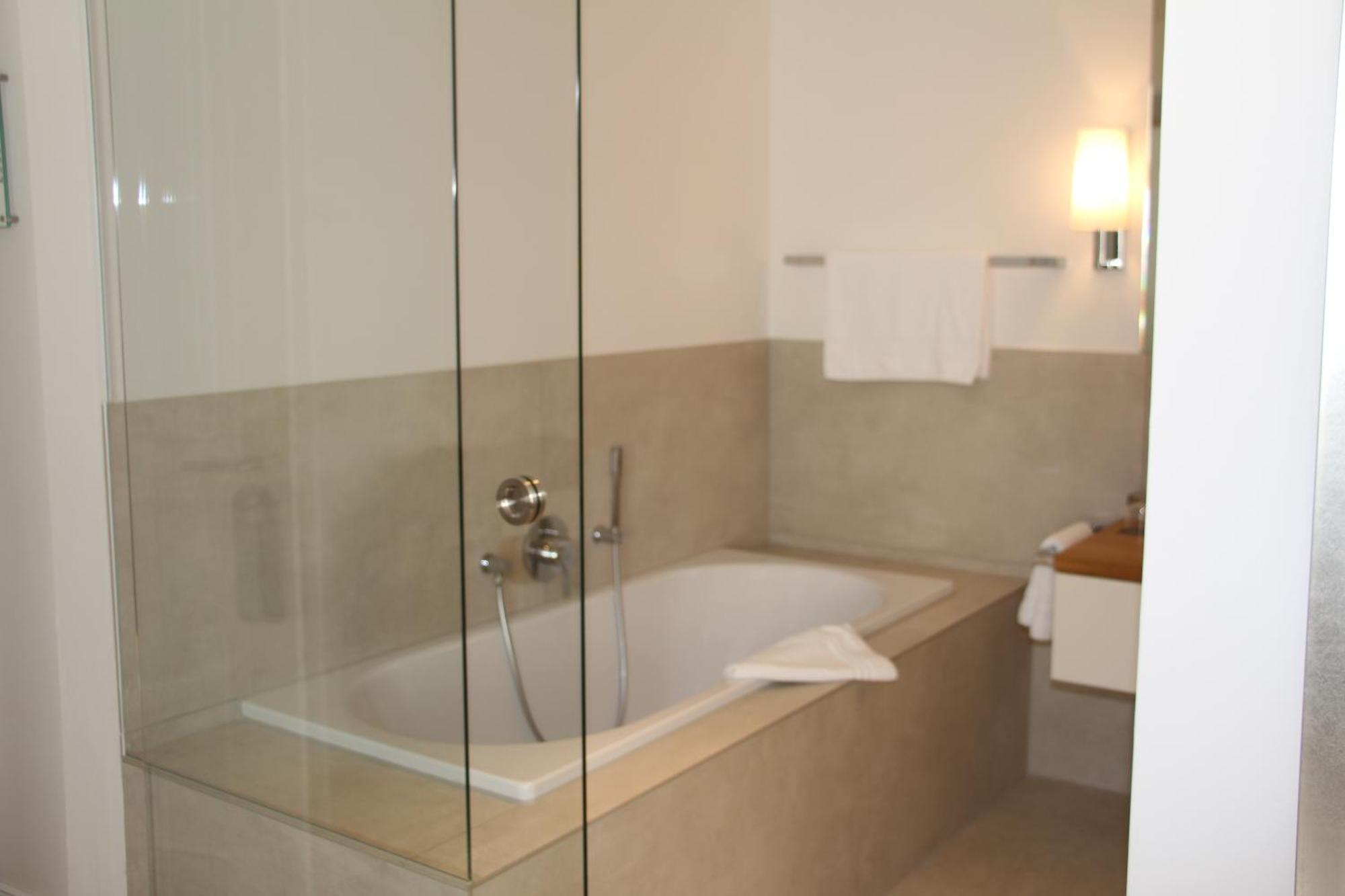 Hotel Schloss Dyck Juchen Room photo